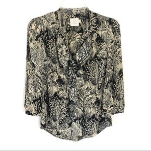 Anthro HD in Paris scalloped woodland ruffle top 00